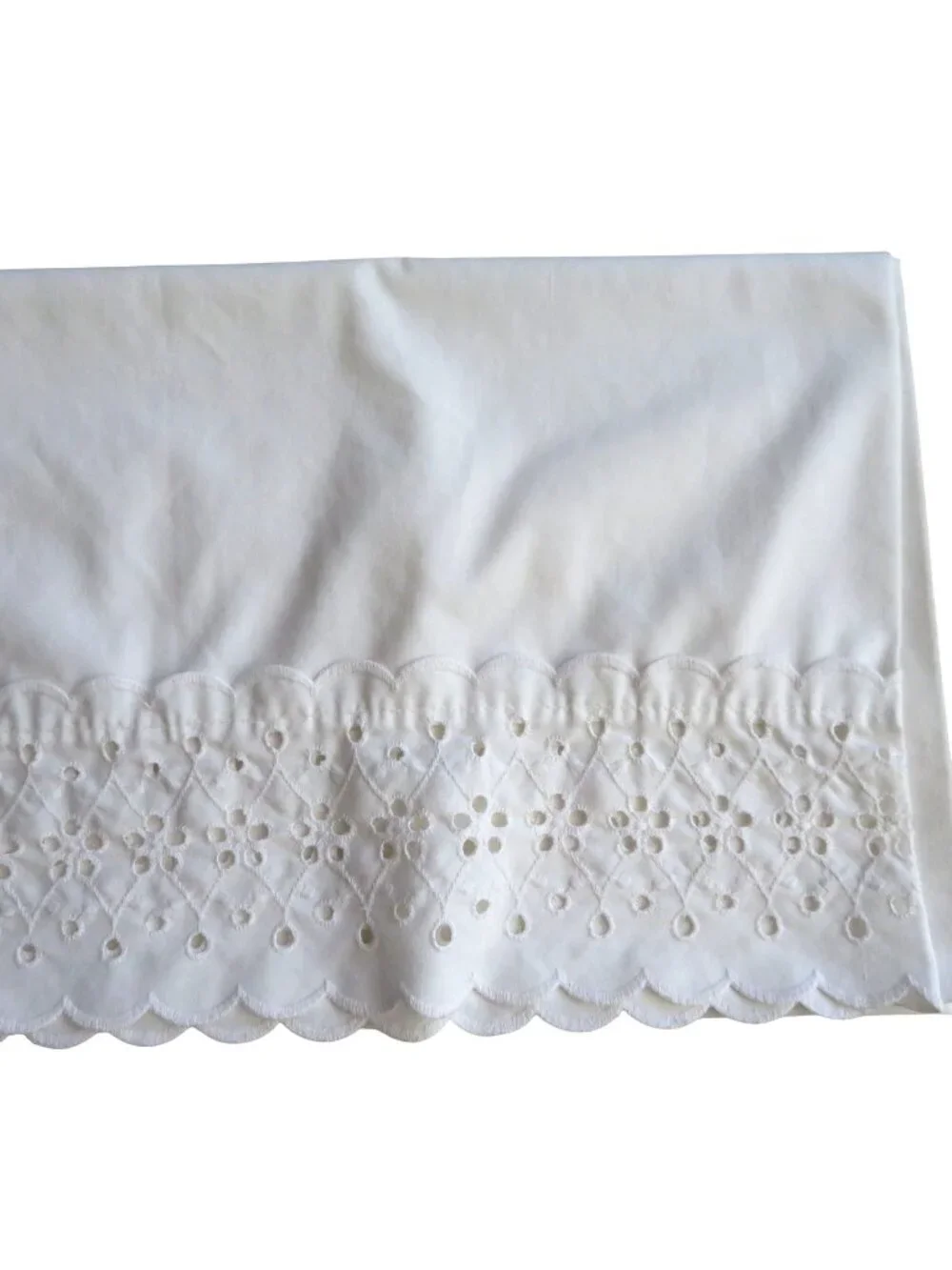 One Vintage Wamsutta White King Pillowcase Scalloped Eyelet Hem Cottage USA Made